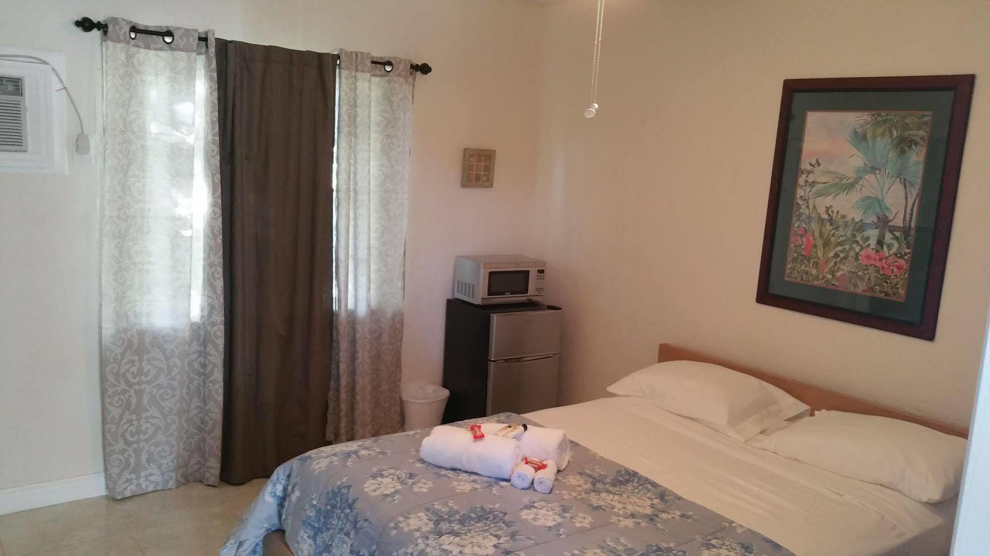 Stay Inn Дейния Бийч Екстериор снимка